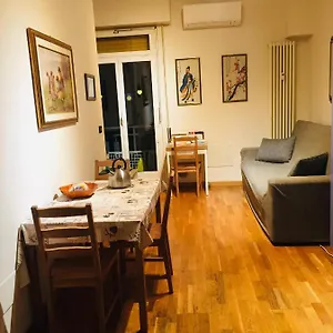Giorgio's Station Apartamento