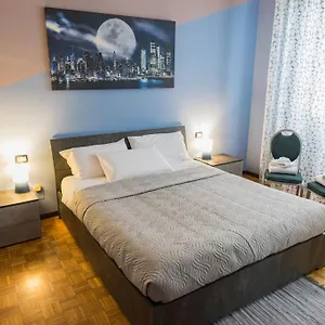 Elegant In Center Apartamento